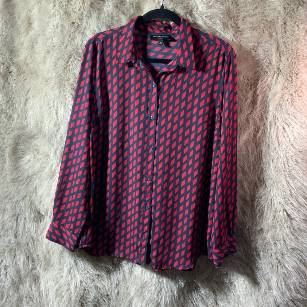 Banana Republic Red and Black Geometric Shirt